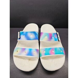 Crocs Women 8 Comfy footwear